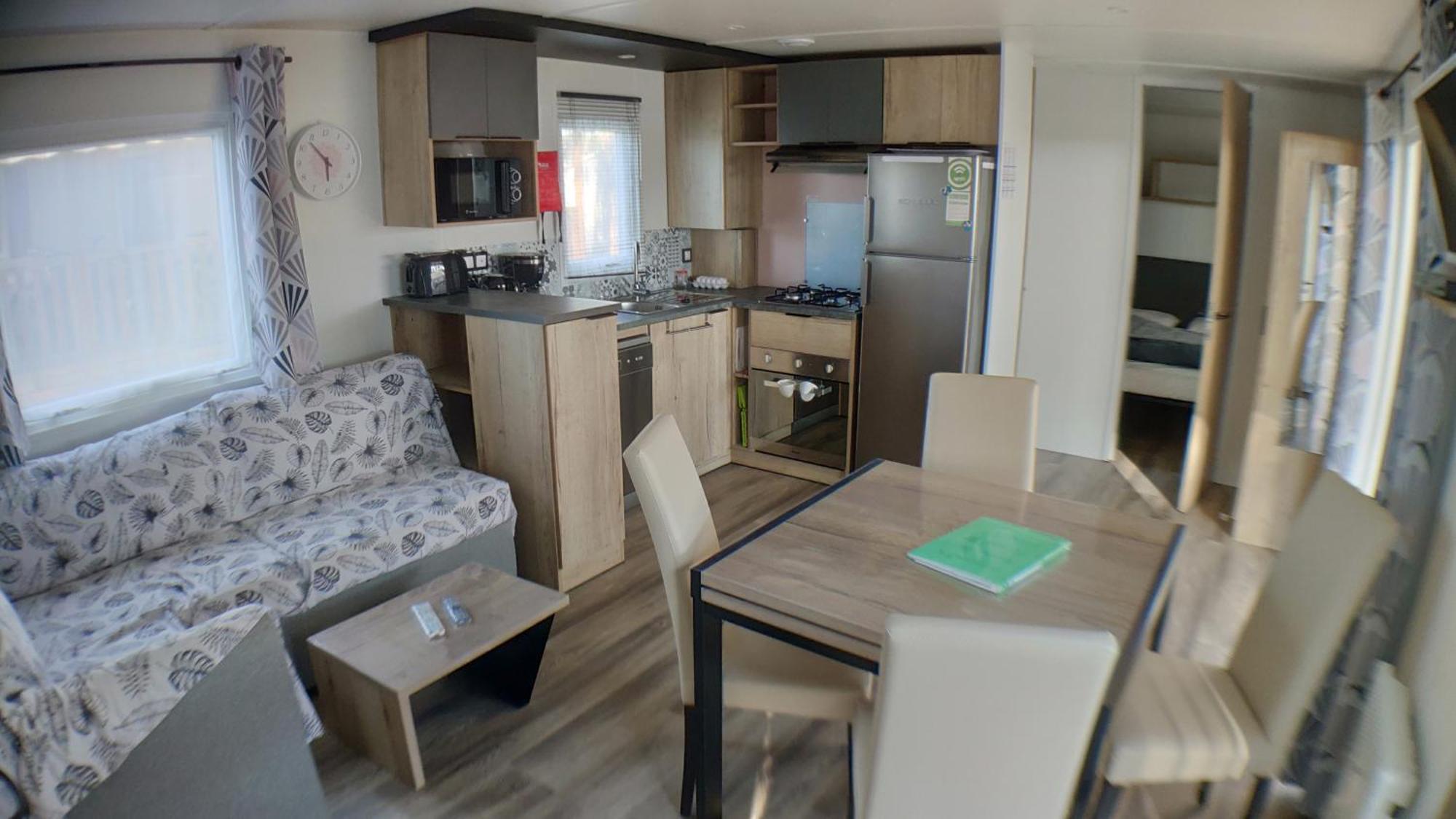 Mobil Home Tout Confort - Cote Landaise サン・ジュリアン・アン・ボルヌ エクステリア 写真