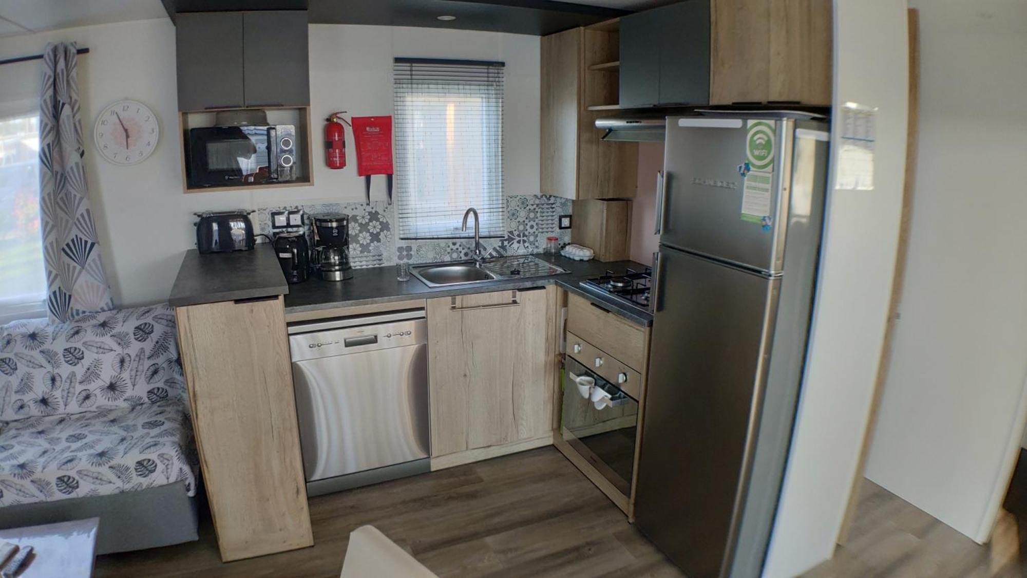 Mobil Home Tout Confort - Cote Landaise サン・ジュリアン・アン・ボルヌ エクステリア 写真